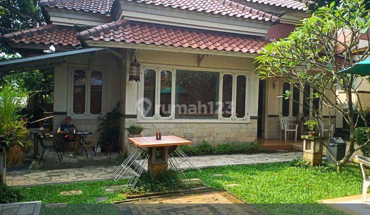 Dijual Rumah Tinggal Dengan Lahan Luas Lokasi Strategis di Depok 2