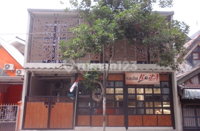 Dijual Rumah Kost 18 Kamar Tidur Lokasi Strategis Dekat Kampus STAN di Bintaro Jaya Sektor 5 Dijual Rumah Kost 18 Kamar Tidur Lokasi Strategis Dekat Kampus STAN di Bintaro Jaya Sektor 5