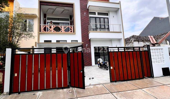 Dijual Rumah Tinggal Brand New 2 Lantai Siap Huni di Kencanaloka Bsd  1