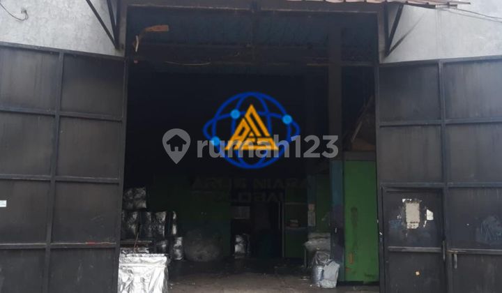 Warehouse for Rent in Cakung, East Jakarta Warehouse for Rent in Cakung, East Jakarta