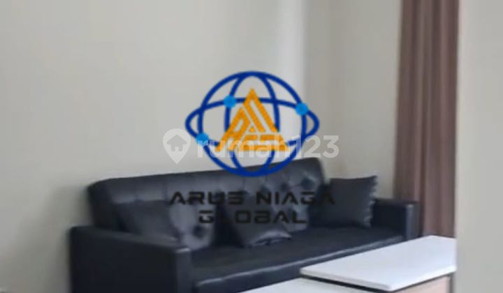 Disewakan Rumah di Perumahan Woodchester Cikarang Disewakan Rumah di Perumahan Woodchester Cikarang