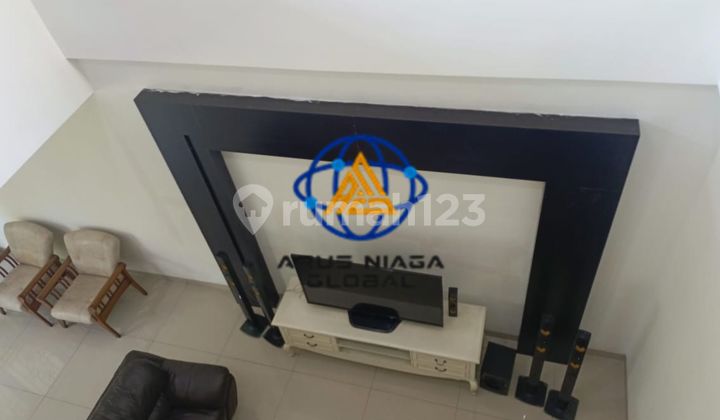 Disewakan Rumah Di Perumahan Emerald Mansion Lippo Cikarang 2