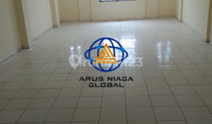 For Rent: Adjacent Shophouse in West Cikarang with Freehold Certificate (SHM) 2