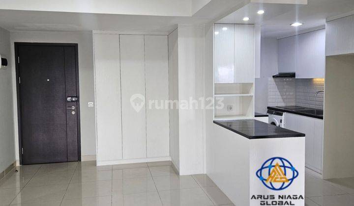 Di Jual Apartment Orange County Semi Furnish 3 BR 1