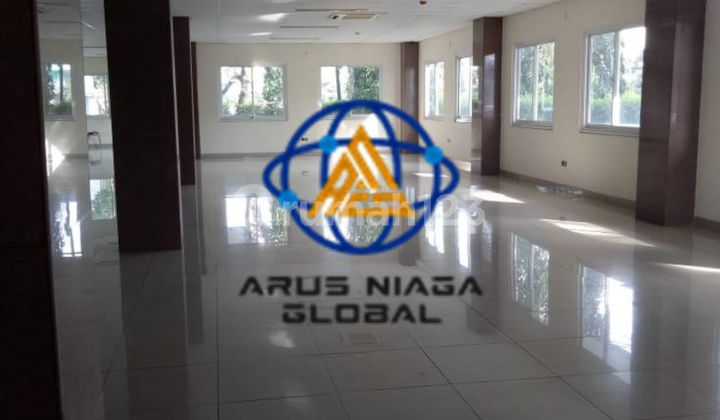 Disewakan Gedung Perkantoran di Cikini Jakarta Bersertifikat SHM 2