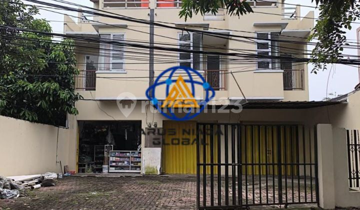 For Sale: 3-Strip Shophouses in Kranggan Jatisampurna