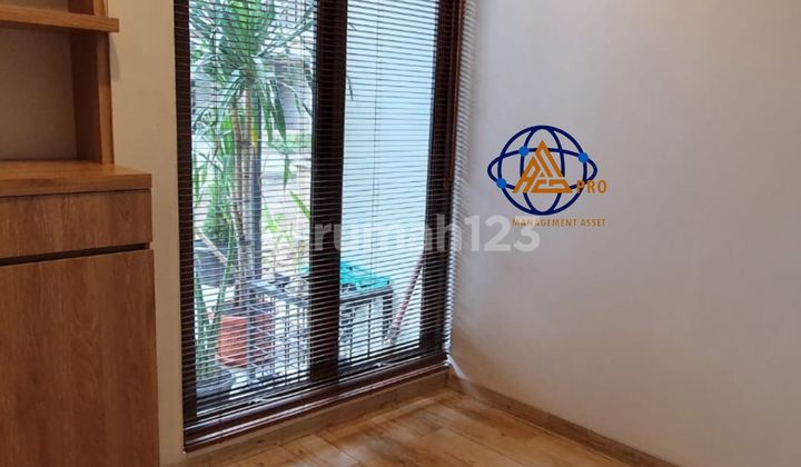 Disewakan Rumah 2 Lantai The Oasis Cluster Pinewood - Furnished 1