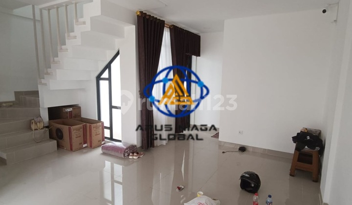 Disewakan Perumahan Cluster Wimbledon Jababeka Semi Furnished 2