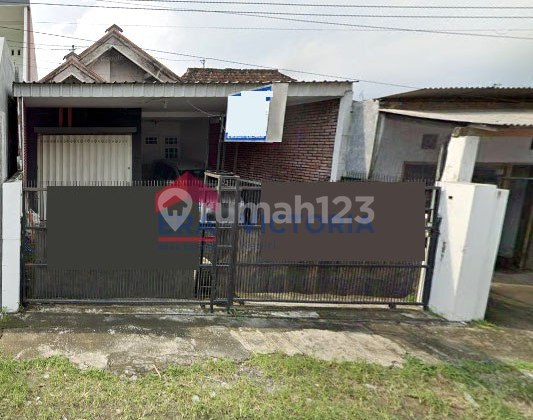 For Sale Minimalist House in Tugurejo Kediri