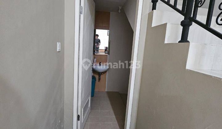 Rumah Siap Huni Rapi Semi Funished Kawasan Summarecon Gading Serpong Tangerang 2