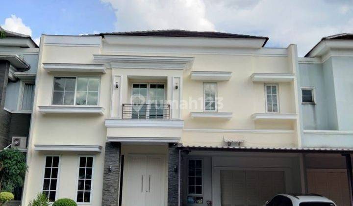 Rumah Full Furnished Pas Depan Pool Kawasan Summarecon Gading Serpong Pondok Hijau Golf 1