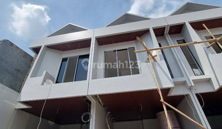 Rumah Hook Dalam Cluster   Sangat Strategis Dan Nyaman Di Cempaka Putih Jakarta Pusat 

 2