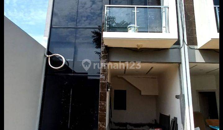 Rumah 2 Lantai Modern Minimalis Elegan Di Cipinang Raya Jakarta Timur 1