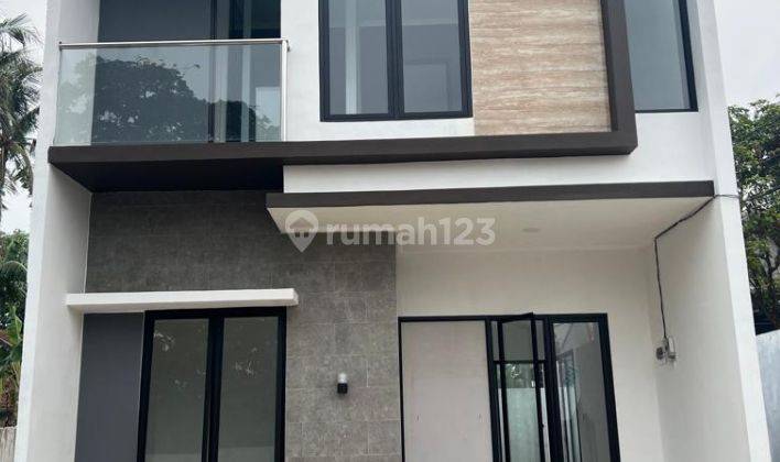 Rumah  2 Lantai Selangkah Ke Cibubur Di Jatisampurna Bekasi  2