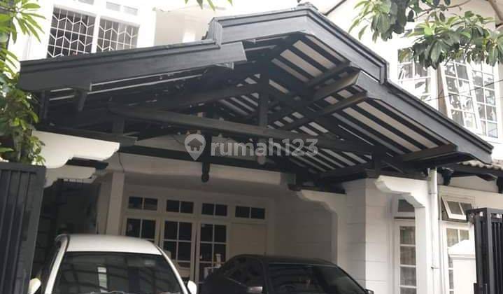 Rumah  2,5 Lantai.
jalan Depan Rumah 2 Mobil Cocok  Untuk Rumah Tinggal, Kantor Di Tebet Utara Jakarta Selatan  2