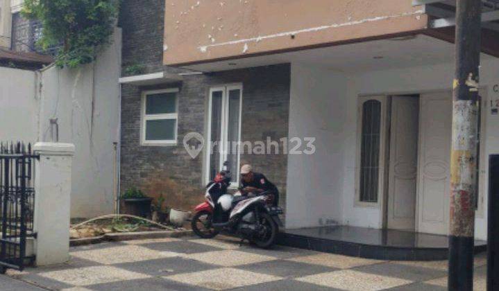 Rumah Sewa Minimalis 2 Lantai Di Dalam Komplek Tebet Jakarta Selatan 1