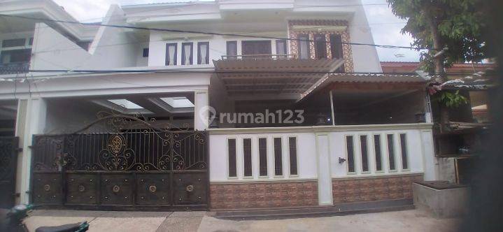 Rumah 2 Lantai  Dalam Komplek Duren Sawit Jakarta Timur 
 2