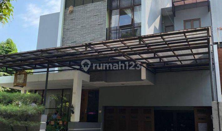 Rumah 2 Lantai Fully Furnished  Dalam Cluster Di Pondok Kelapa Jakarta Timur
 1