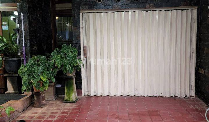 Rumah Sewa Dalam Komplek Bisa Buat Kantor Atau Hunian Di Pondok Kelapa Jakarta Timur
 2