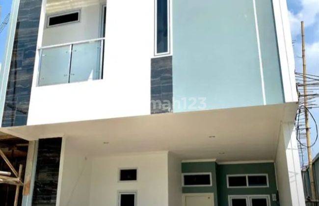 Rumah 2 Lantai Akses Lebar  Full Furnished Di Pisangan  Jakarta Timur

 2