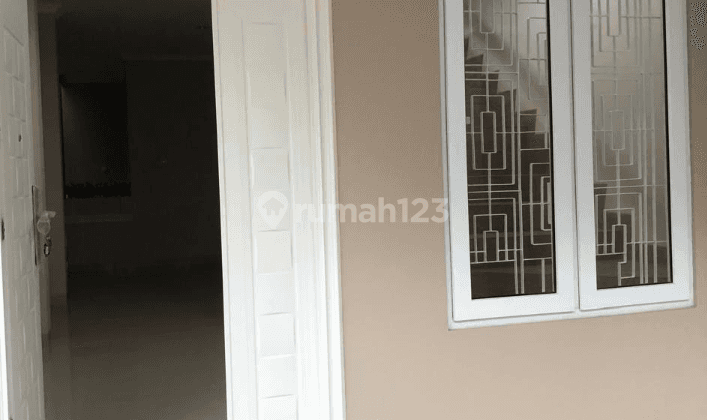 Rumah Sewa 2 Lantai Cocok Buat Keluarga Dalam Komplek Ptb Duren Sawit Jakarta Timur  2