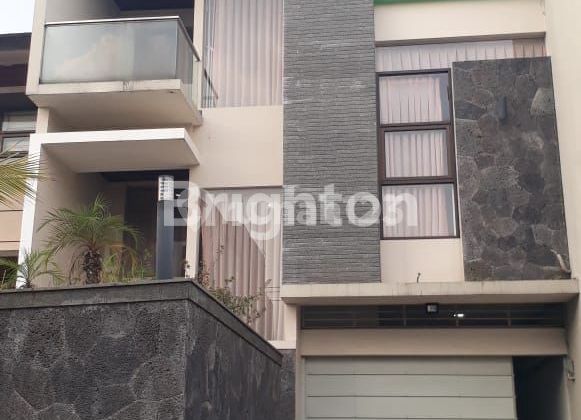 Rumah Mewah di Setra duta Dago Sepang Bandung Rumah Mewah di Setra duta Dago Sepang Bandung