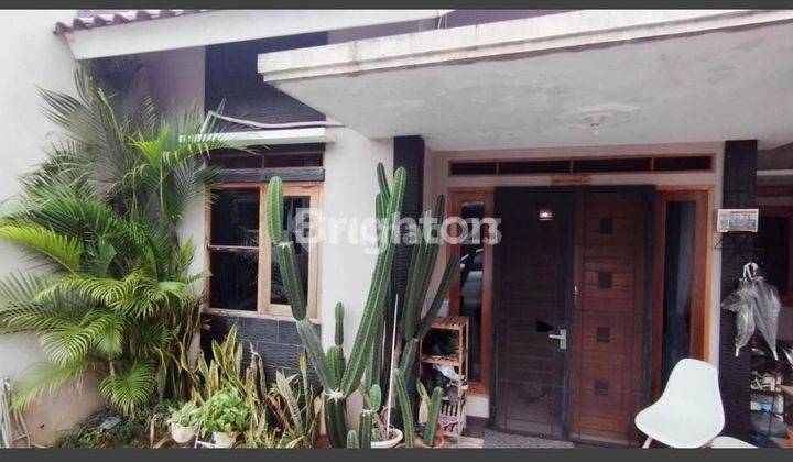 Rumah dalam mini CKUSTER ( Cluster GRIYO Putro Joyo 1 ) Pancoran Mas Depok 1