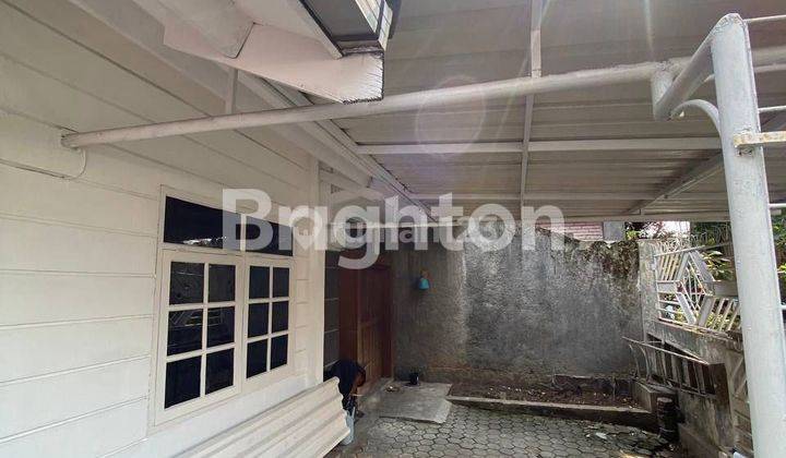 Rumah tempo dulu di Nilem Buah Batu 2