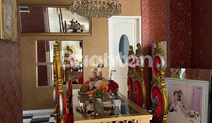 Rumah Mewah di Perumahan Citra Grand Cluster Castle Garsen Cibubur 2