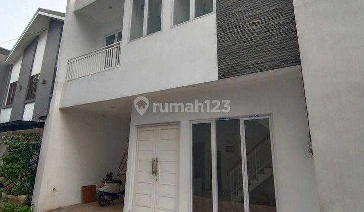 Rumah 2 lantai dekat MRT LEBAK BULUS 2