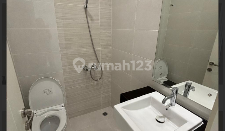 Premium Ready-to-Occupy House Flamingo Residence Cluster Caribbean - Gading Serpong For Sale 2