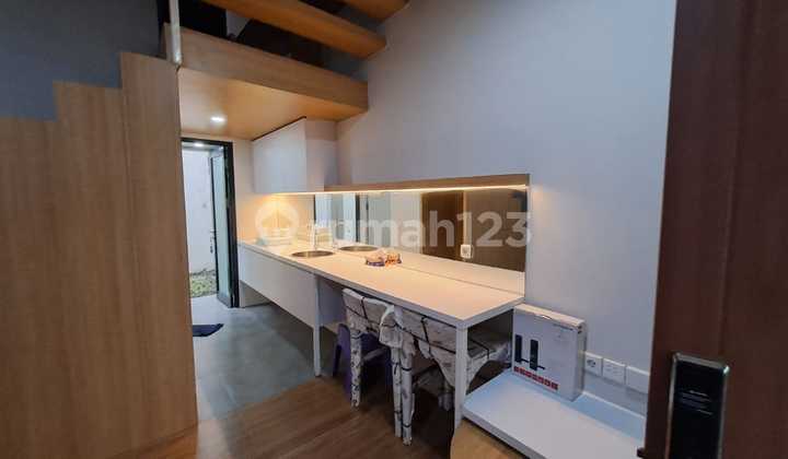 Nice Ready-to-Live House in Fleekhauz BSD for Sale Nice Ready-to-Live House in Fleekhauz BSD for Sale