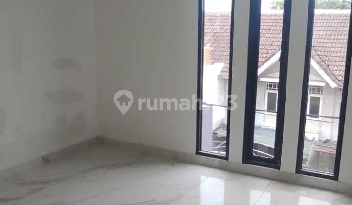Dijual Cepat Rumah Minimalis Taman Palem Lestari Blok E 2