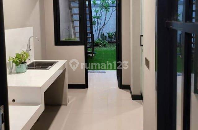 Dijual Cepat Rumah Di Versailes Bsd City 2