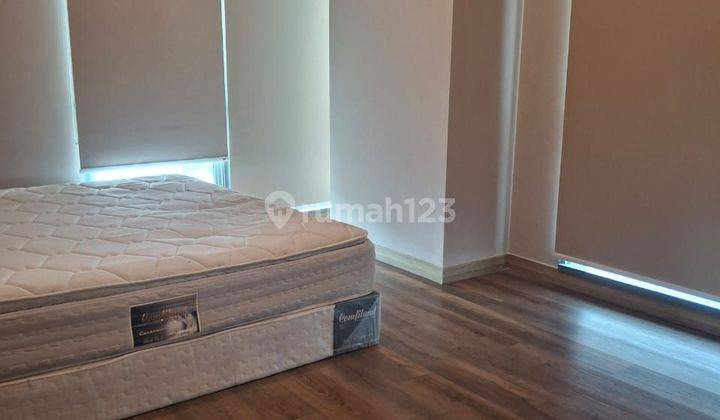 Apartemen Holland Village 4 BR Semi Furnished 2