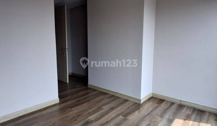 Apartemen Holland Village 4 BR Semi Furnished 2