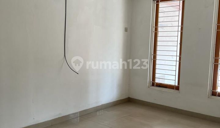 Murah! Rumah Rapi Di Gading Indah Utara 2