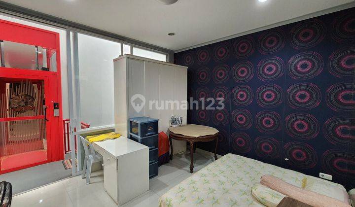  Rumah 3 Lantai Siap Huni di Jl. Villa Permata Gading , Kelapa Gading 2