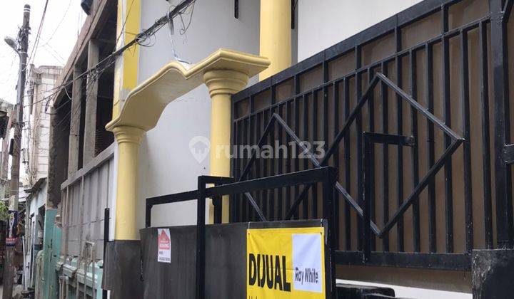 Rumah Kost Investasi Aktif 6 Kamar Tidur di Koja, Jakarta Utara  1