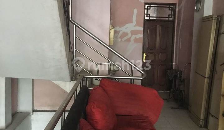 Ruko Tembus Rumah 2 Muka 2 Jalan Di Jakarta Barat Ruko Tembus Rumah 2 Muka 2 Jalan Di Jakarta Barat