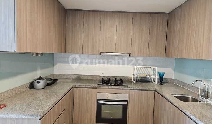 For Sale / Rent 2BR Ciputra World 2 Apartment in Kuningan Setiabudi