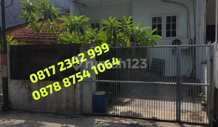 Kelapa Gading Hybrid House, not a dead end & elevated 1.5m from the road 1