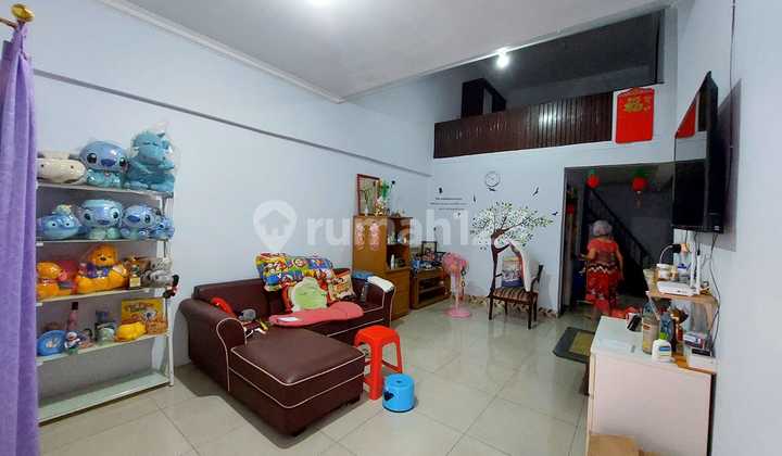 Rumah di Kelapa Gading BCS Siap Huni 1,5 Lantai