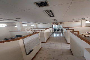 Kantor 4 lantai +parkir Belawan-Cideng Jakarta Pusat dibawah NJOP