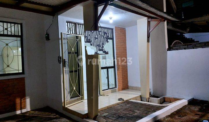 Dijual Cepat Rumah Di Kencana Loka BSD 1