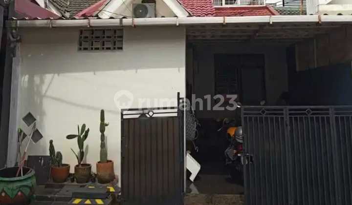 DIJUAL RUMAH DI KENCANA LOKA BSD