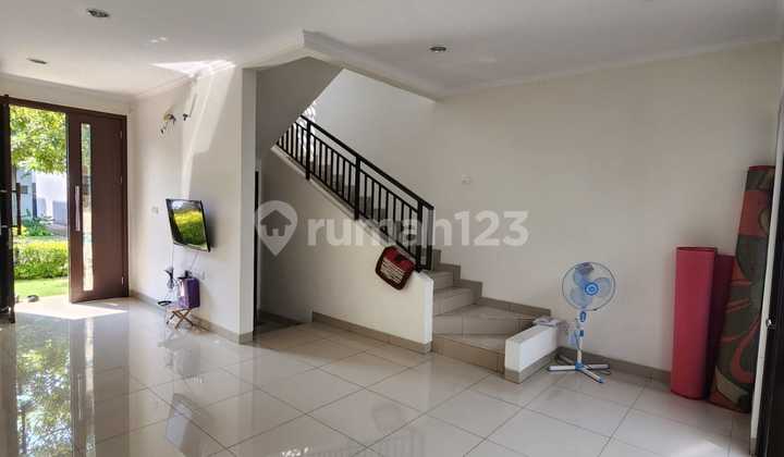 QUICK SALE HOUSE IN Summarecon Cluster Cinthya 2