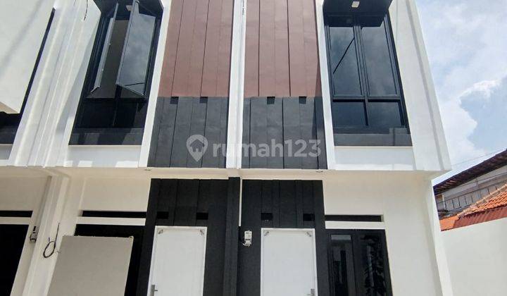 Rumah 2 Lantai Lokasi Strategis Utan Kayu 1