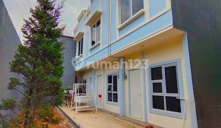 Rumah 2 Lantai Lokasi Strategis Dekat Stasiun 1