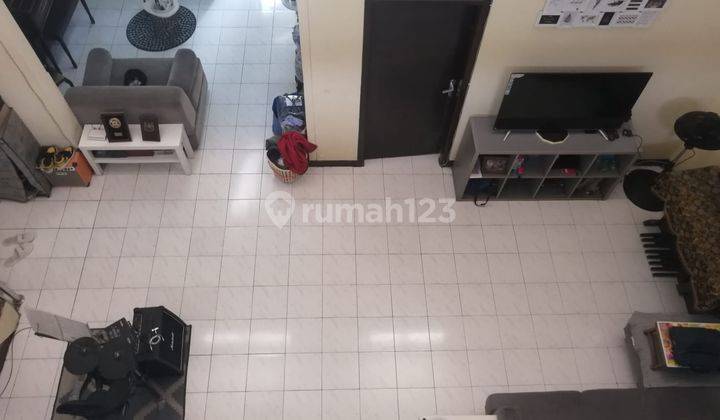 Dijual Cepat Rumah Sudah Renovasi 2 Lt Dalam Komplek 2